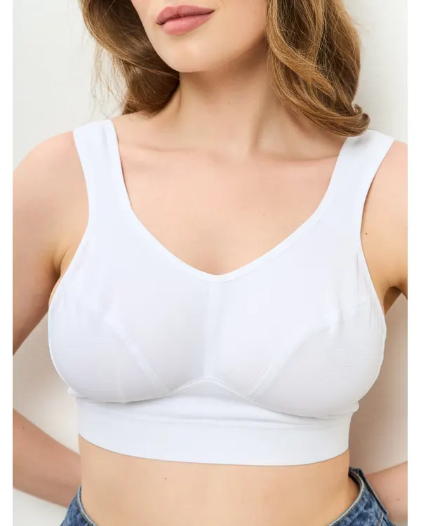 Close-up of the white mastectomy sport bra cups